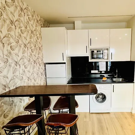 Apartamentos Apolo-2